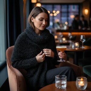 Jessica Simpson V-neck Hooded Black Shaggy Knit Sweater XS